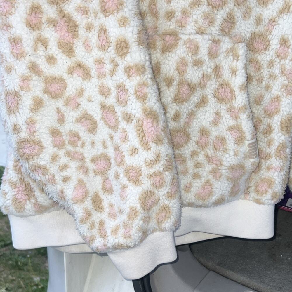 UGG RTW Women's Leopard Print Fleece Pullover Hoodie S White Pink Beige Hooded - Picture 3 of 5